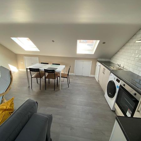 Stunning 1 Bedroom Flat In Wood Green London Eksteriør bilde