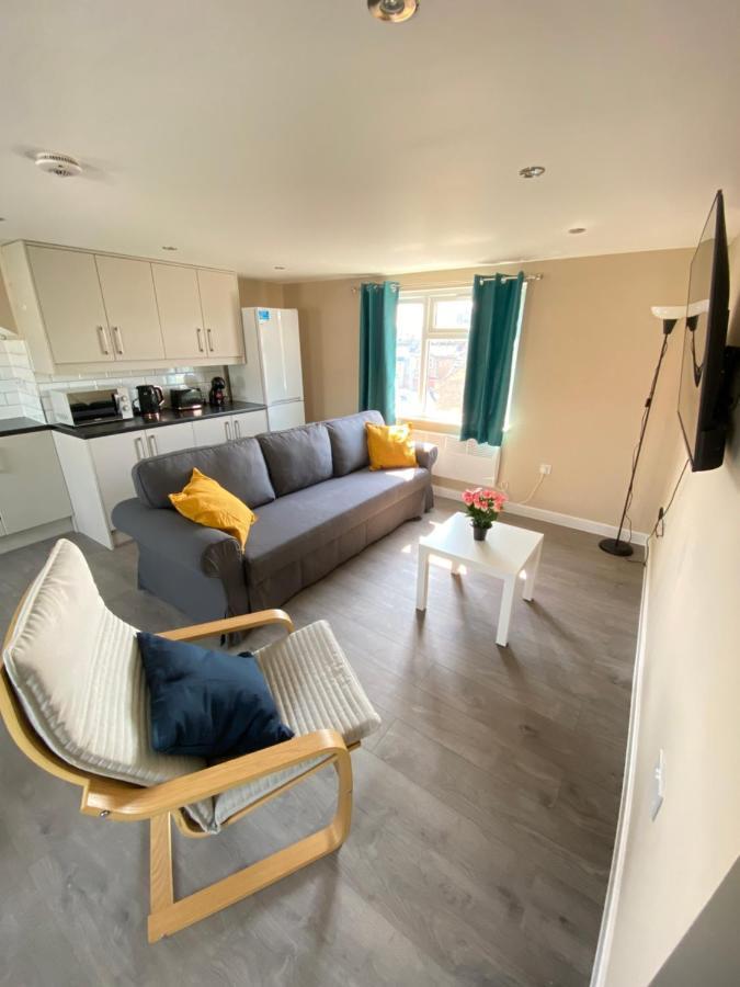 Stunning 1 Bedroom Flat In Wood Green London Eksteriør bilde