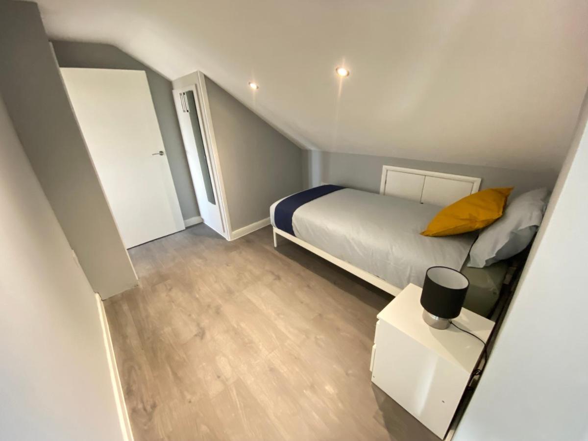 Stunning 1 Bedroom Flat In Wood Green London Eksteriør bilde