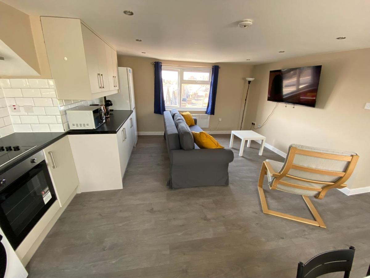 Stunning 1 Bedroom Flat In Wood Green London Eksteriør bilde