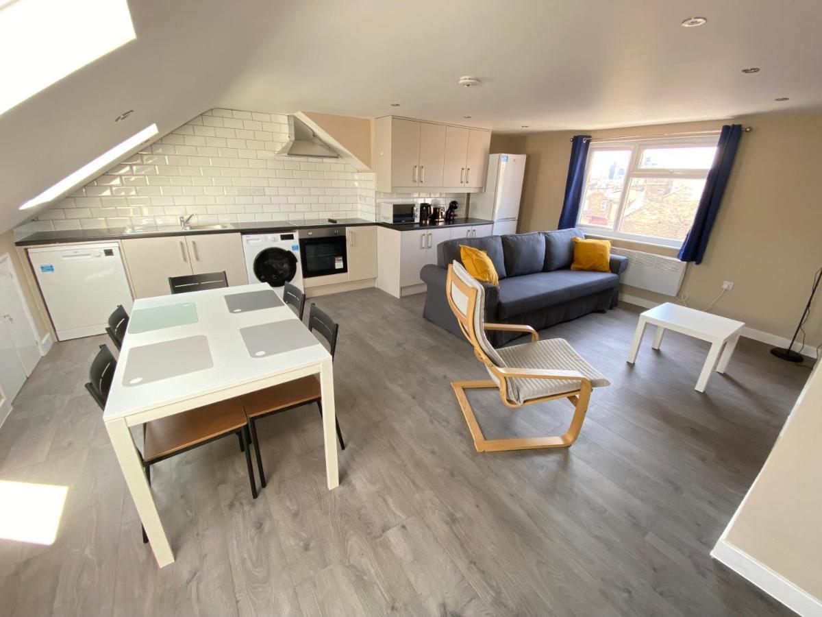 Stunning 1 Bedroom Flat In Wood Green London Eksteriør bilde